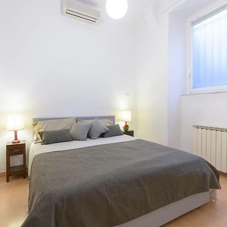 Ave Roma B&B Bagian luar foto