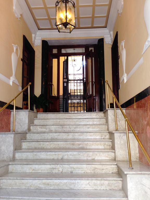 Ave Roma B&B Bagian luar foto